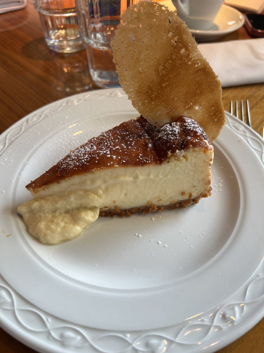 Shadoune Updates 🥖 on Twitter "RT Shadoune666 Me llevaron a comer la