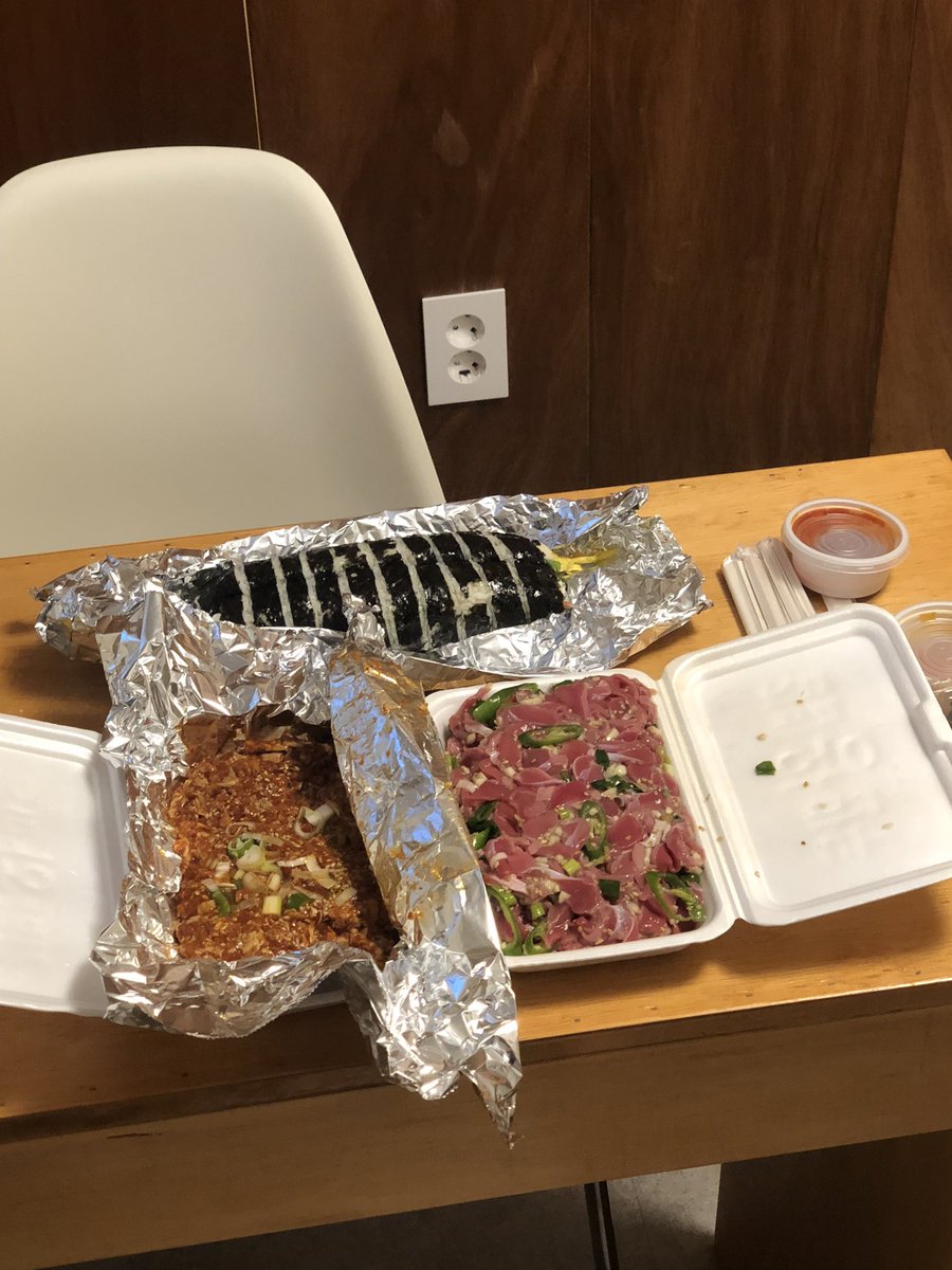aoueoi's tweet photo. 맛의 도시 https://t.co/exVUDF3MPb