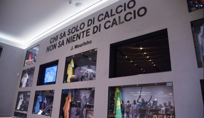 Don_Federicoo's tweet image. 17/17

Quindi chiudo questo thread con una massima proprio di Mourinho: "chi sa solo di calcio non sa niente di calcio". Interpretatela come volete, e fatela valere tanto per lo Special One quanto per chiunque altro.

Grazie per l'attenzione 🙏🏻