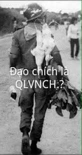 DaViTran1's tweet photo. @Di_Tim_Su_That T chửi lũ chó chúng m đấy, chửi ng khác rừng rú mà lũ thành thị đánh cho co do chạy nhục hơn chó.nguồn gốc 3 que là từ cái giẻ vàng với 3 nén nhang xỏ lá từ đấy mà ra. Cs chắc thiếu ý tưởng phải đạo cái giẻ vàng bọn m làm thảm chùi chân hả con zai. https://t.co/9PvMFbUzZ9