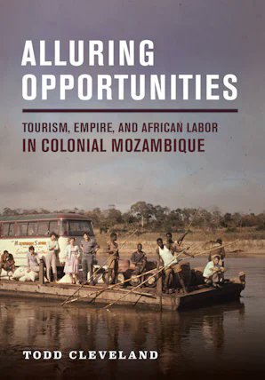 Wonderful new book in the Histories and Cultures of Tourism series—one of the very first studies of tourism labor and a hugely important addition to the scholarship on #tourism and empire. The conclusions aren't what you likely expect. #History @BethanyWasik #Africa