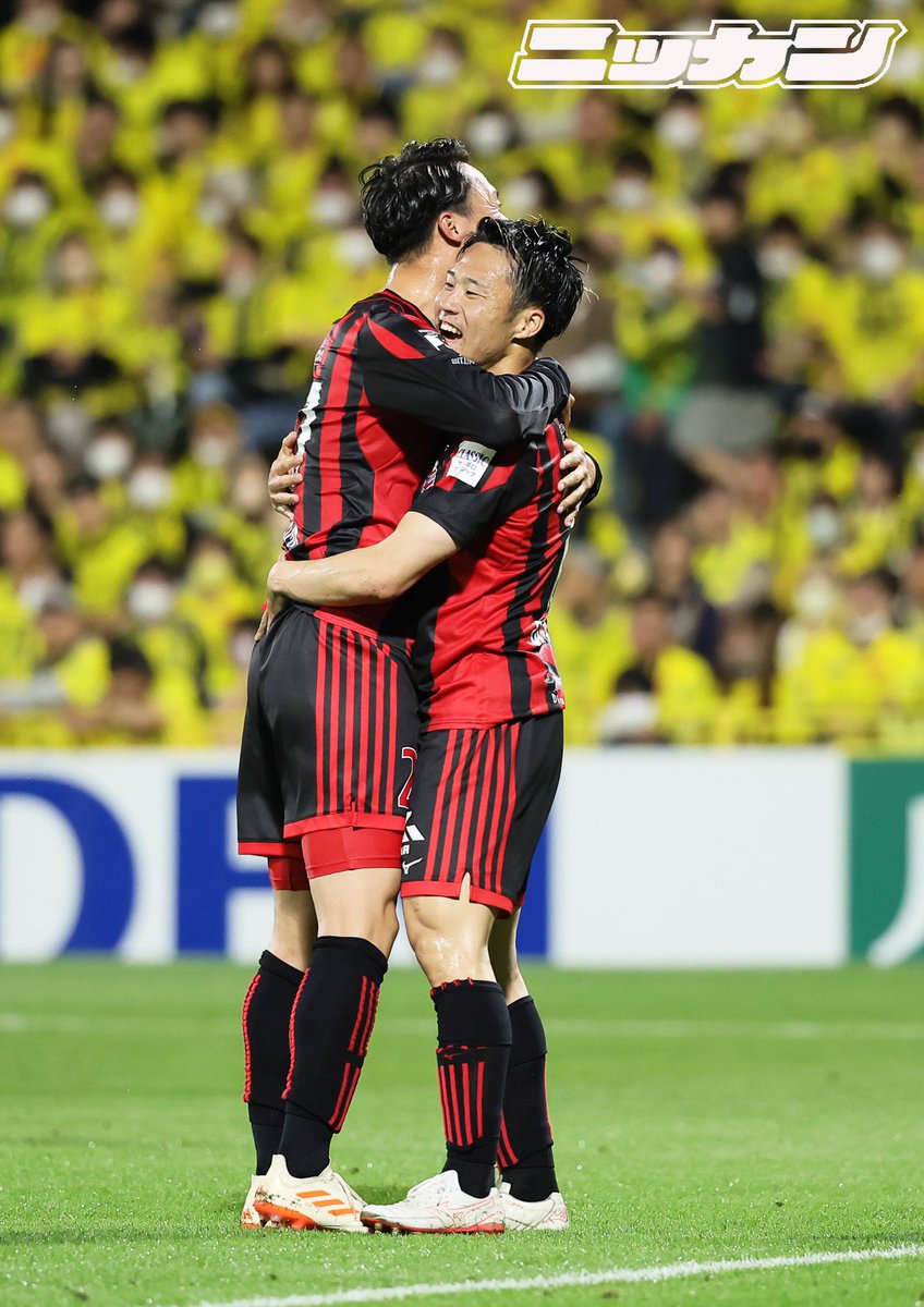 FC東京 小柏剛選手着用 直筆サイン入りスパイク FC東京 小柏剛選手着用 直筆サイン入りスパイク - メルカリ