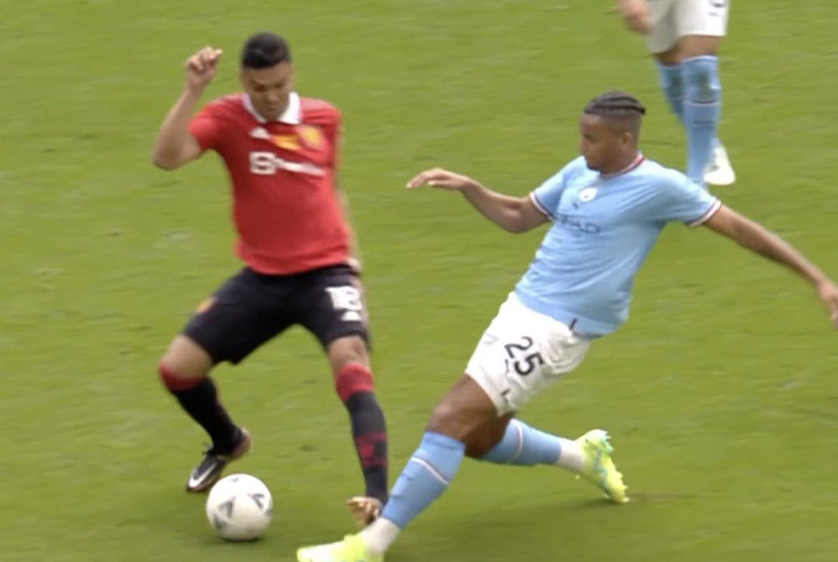 talkSPORT tweet media