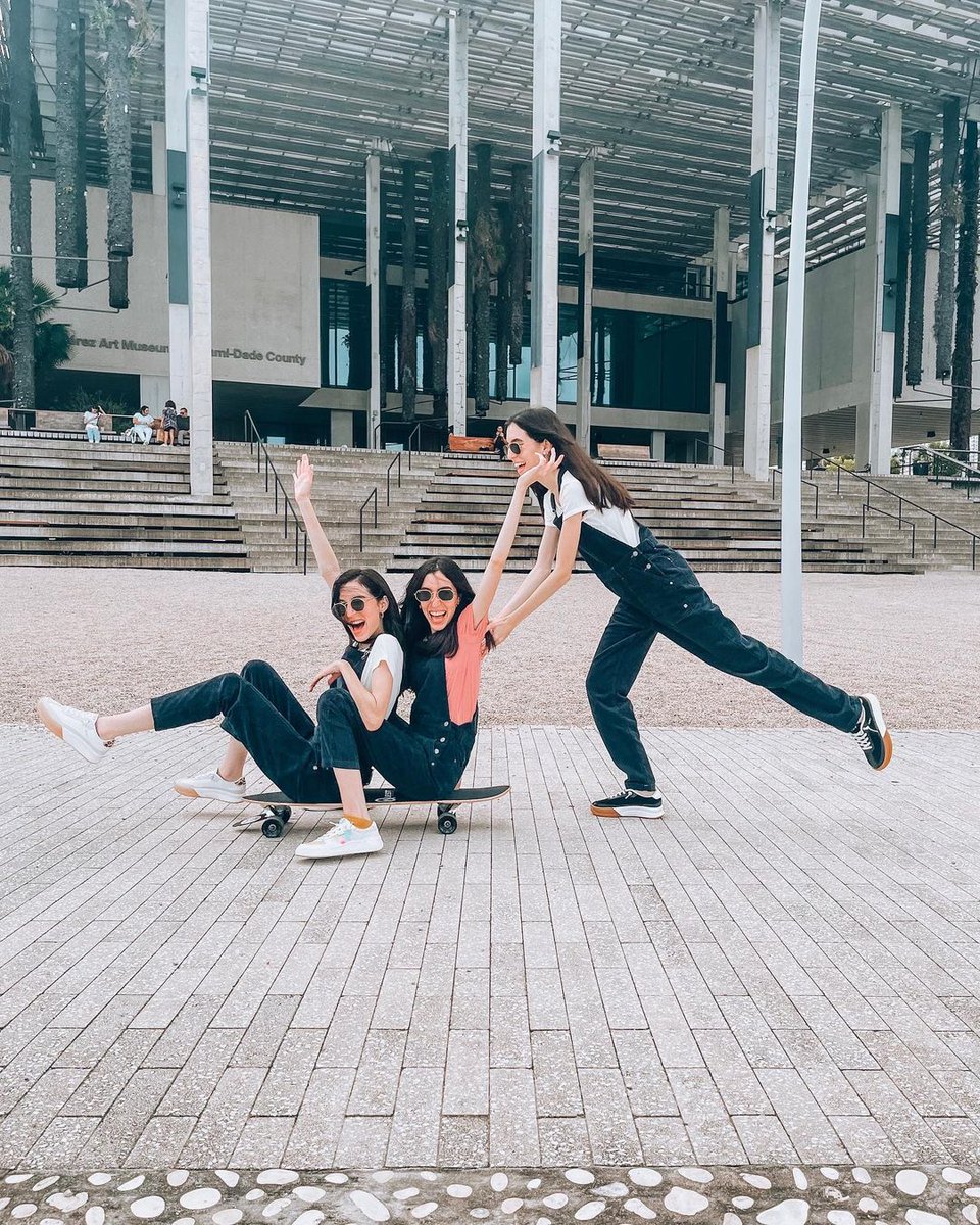 pamm's tweet photo. Will we be seeing YOU at the museum this weekend?
We ♥️ all your amazing photos and museum memories! If you've visited us recently or are stopping by soon, tag us @pamm in your pics and you might just get featured here!
#SeenAtPAMM 📷: @exploramiami and @las_trilliz https://t.co/PSj4Ox9V1M