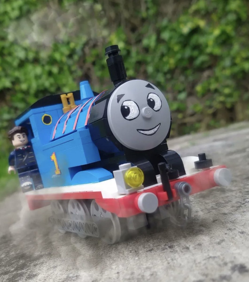 Daily Thomas Models on Twitter: 