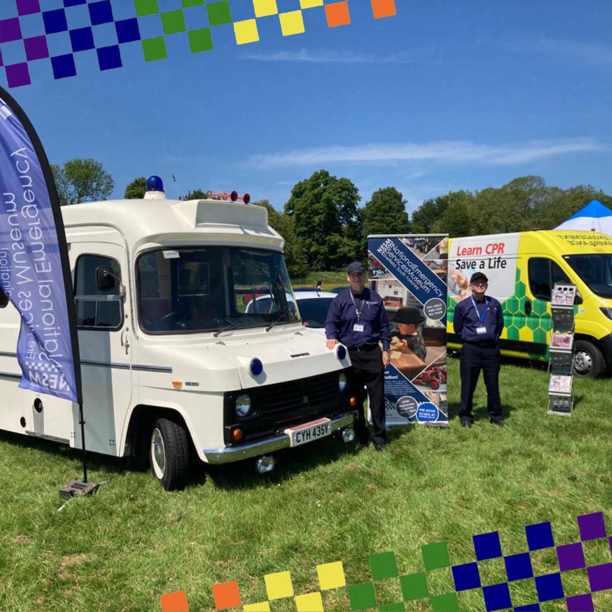 NESMUSEUM's tweet photo. #TeamNESM are out at #yorkpride today supporting @YorksAmbulance with our 1970s Bedford ๐ณ๏ธโ๐๐ณ๏ธโโง๏ธ Theyโve got the weather for it! #behappy #beproud #beyourself #pride #pridemonth https://t.co/RiPqefv32B