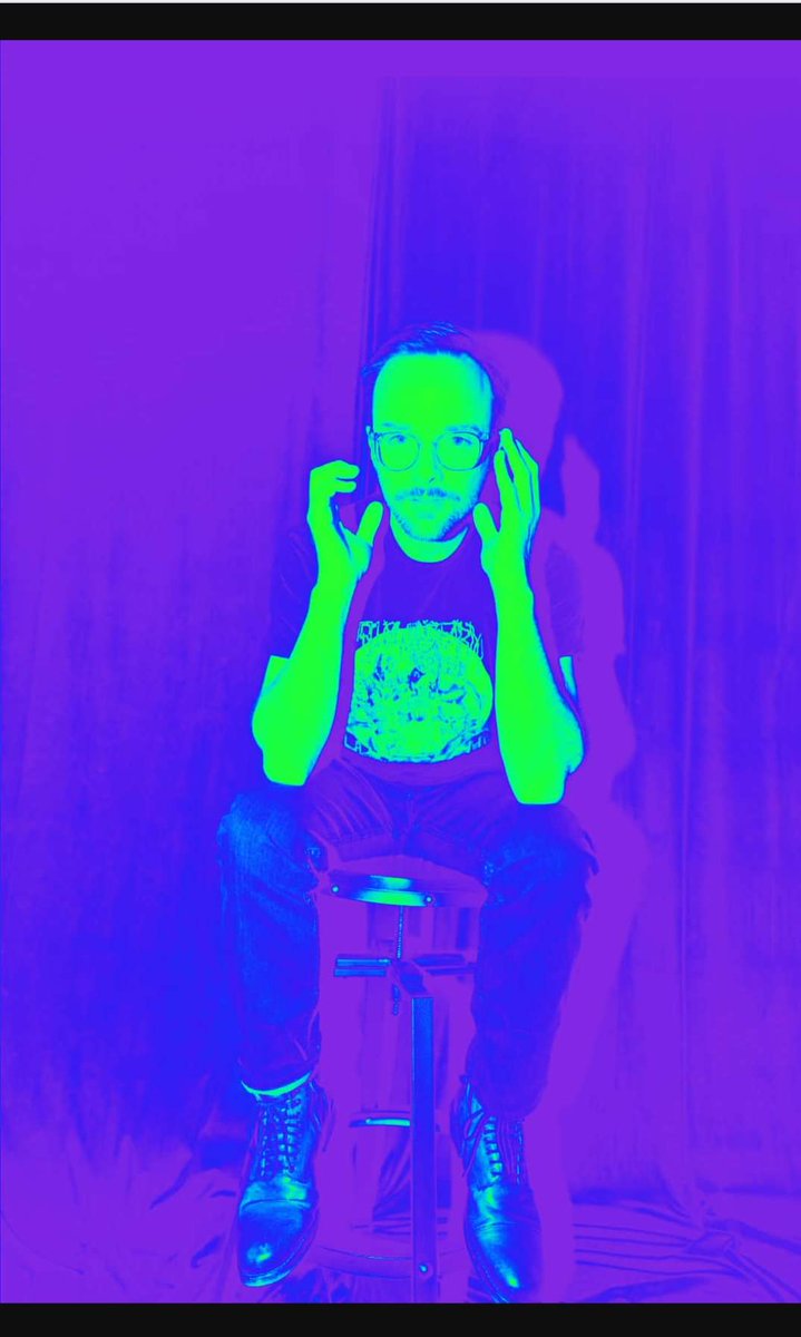 OodlesMusic's tweet photo. 1: Me, on a stool, doing something with my hands
2 &amp; 3: Chorus 2 and the bridge of Quarantine Rehab Cha Cha Cha. Both chorus sections have different words, which is a bit atypical, as the pov shifts. I tried to balance the strangeness with stooges style chords and melody
 #lyrics https://t.co/kshvG6I9q2
