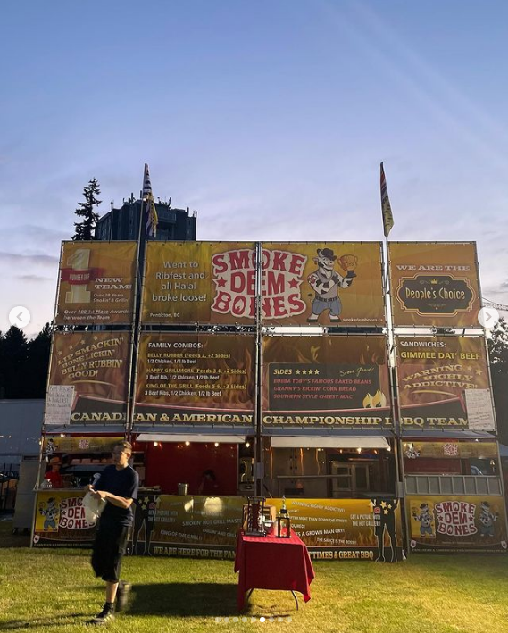 SidkeyCo1's tweet photo. Wake up and smell the sizzling goodness! It's #SaturdayMorning, &amp; the Halal Ribfest Tour 2023 in Vancouver is calling your name. Start your day with mouthwatering halal ribs, live entertainment, &amp; a vibrant atmosphere that will make your weekend unforgettable. Join us!! https://t.co/TSQwuJWk9K