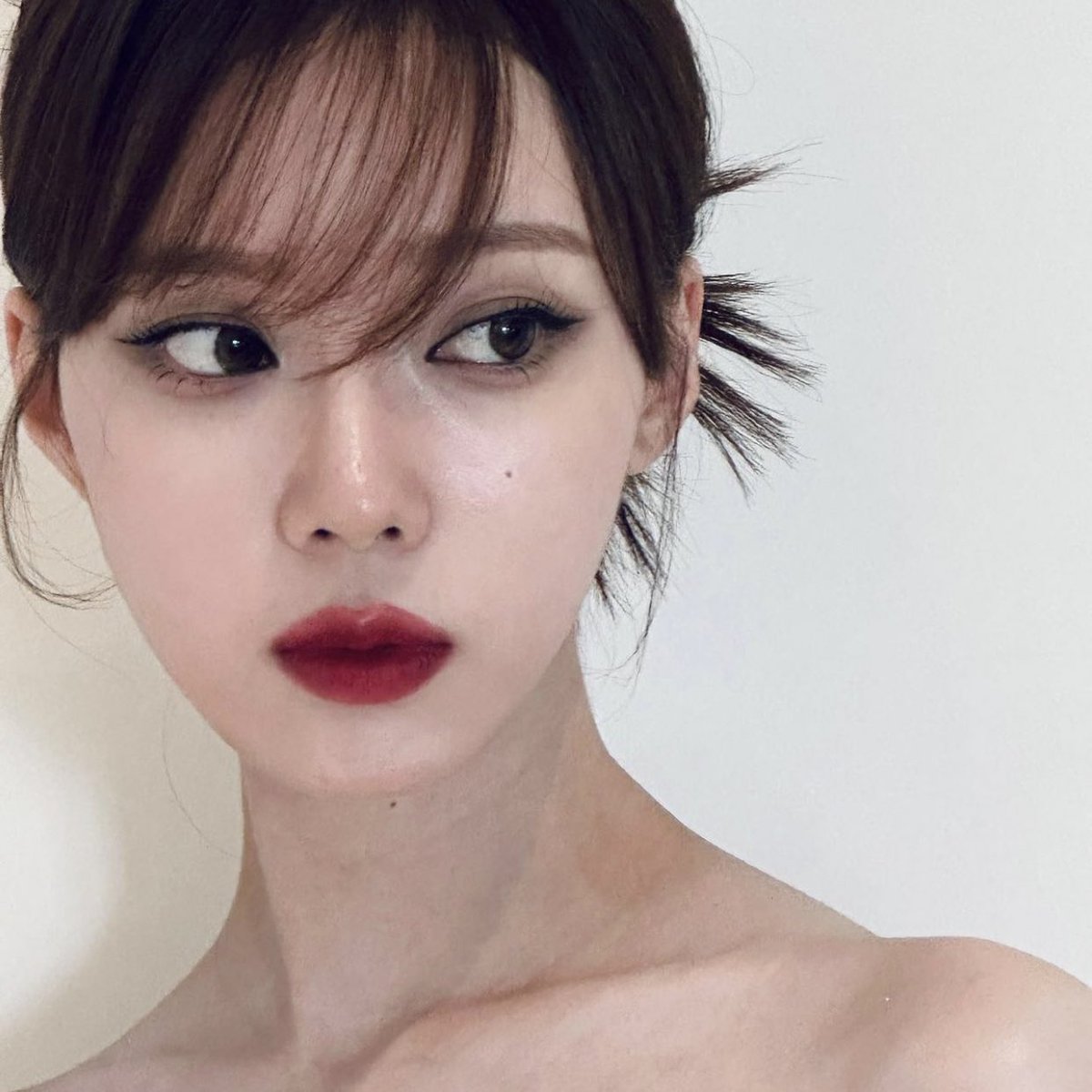 ibyseun's tweet photo. looking for interactive moots !
on #kpoptwt + #stantwt 📸

— im hayley ! filo , she / they 
07 + not new to stantwt 
;; looking 4 mostly carat, midzy, bunnies, 
my, fearnot, engene, alphaz, swith
but any fandom will do !

♡/↻ to spread , thank u 💋 https://t.co/OgaExMV7xE