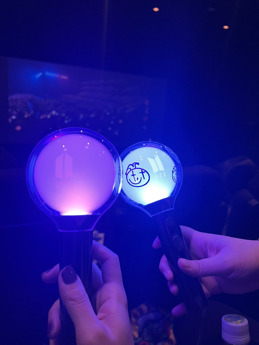 _mamin__'s tweet photo. #あなたが死ぬまでBTSというのならこちとら一生ARMYです 
ユンギ笑ってた♡嬉しそうだった♡エロかった♡爆イケだった♡声♡腕♡手♡指♡肌♡首♡汗♡存在♡ほんとに全てが好き♡
あんなライブができるのはユンギだけ
#SUGA_AgustD_TOUR_in_JAPAN #YOONGI #ライビュ https://t.co/W9wXLse7Ft