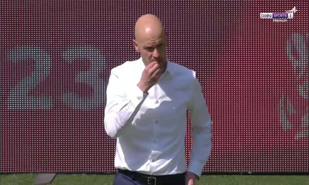 SamiVVD's tweet photo. سأنهي حقبة يورغن كلوب وبيب غوارديولا 

- خسر من بيب 6 
- خسر من كلوب 7 
- الان خسران بنهائي الكأس 

🐄 https://t.co/b3Yd8nvowC