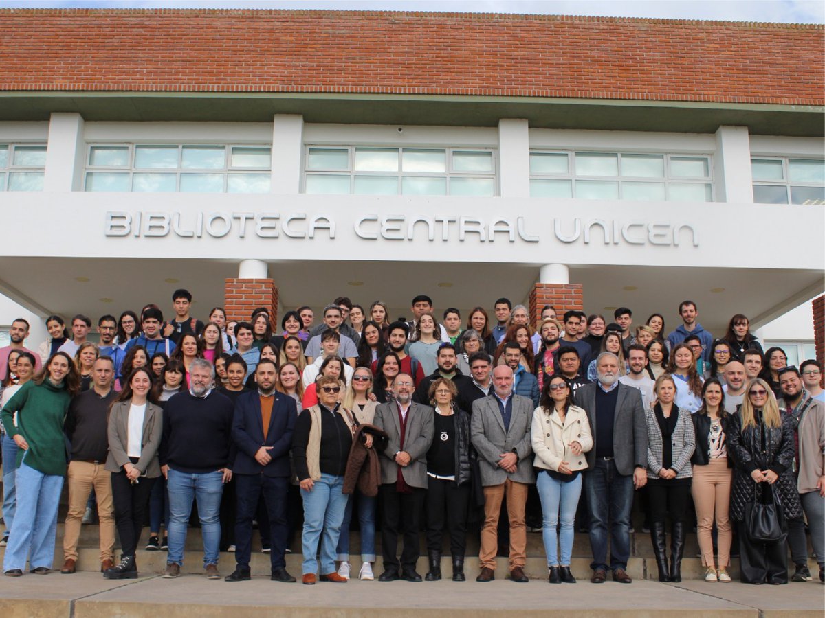UPE_Ezeiza's tweet photo. Alumnos y graduados de la UPE participaron de #UNIDEA, la iniciativa que estimula la cultura emprendedora en jóvenes que cursan sus carreras universitarias, llevada adelante en @UNICEN_Oficial https://t.co/sJEXp7sxF2