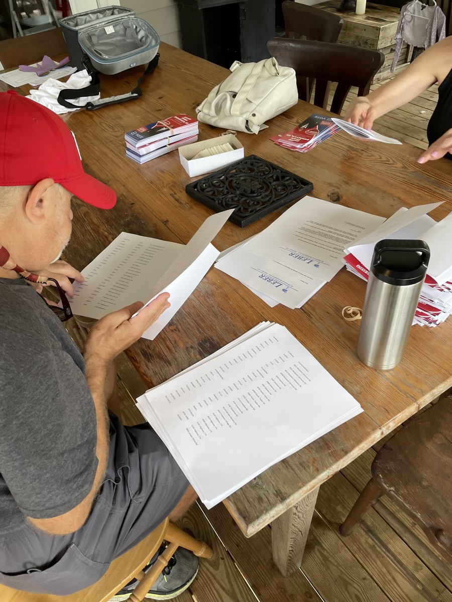 voteleber's tweet photo. Team Leber is knocking doors in Hollywood, SC for the re-election of Mayor John Dunmyer the 3rd! #VoteJune6th #HollywoodSC #SCElections #ElectionDay https://t.co/xVPdjugrcj