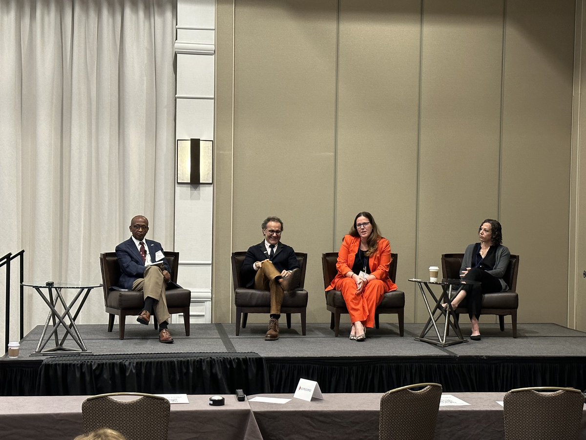 <a href="/robinpetroze/">Robin Petroze</a> speaking at the Florida Chapter of ACS about global surgery, ongoing work in Rwanda, and how these experiences impact her practice. <a href="/UFSurgResidents/">UF Surgery Residents</a> <a href="/UFSurgery/">UF Surgery</a>