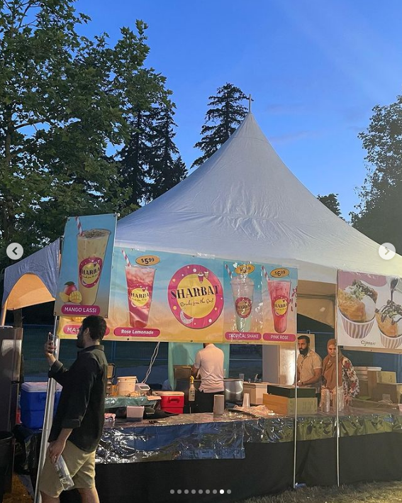 SidkeyCo1's tweet photo. Sweet delights for your beautiful #SaturdayMorning at #HalalRibfest2023 started from Holland Park Vancouver!! Get your tickets at https://t.co/cl0JovKmhA #Caturday #XboxFreeCodeFriday #BangBangCon2023 #foodlovers #bloggers #Influencer #EAT https://t.co/Mr7Z7S0H7V