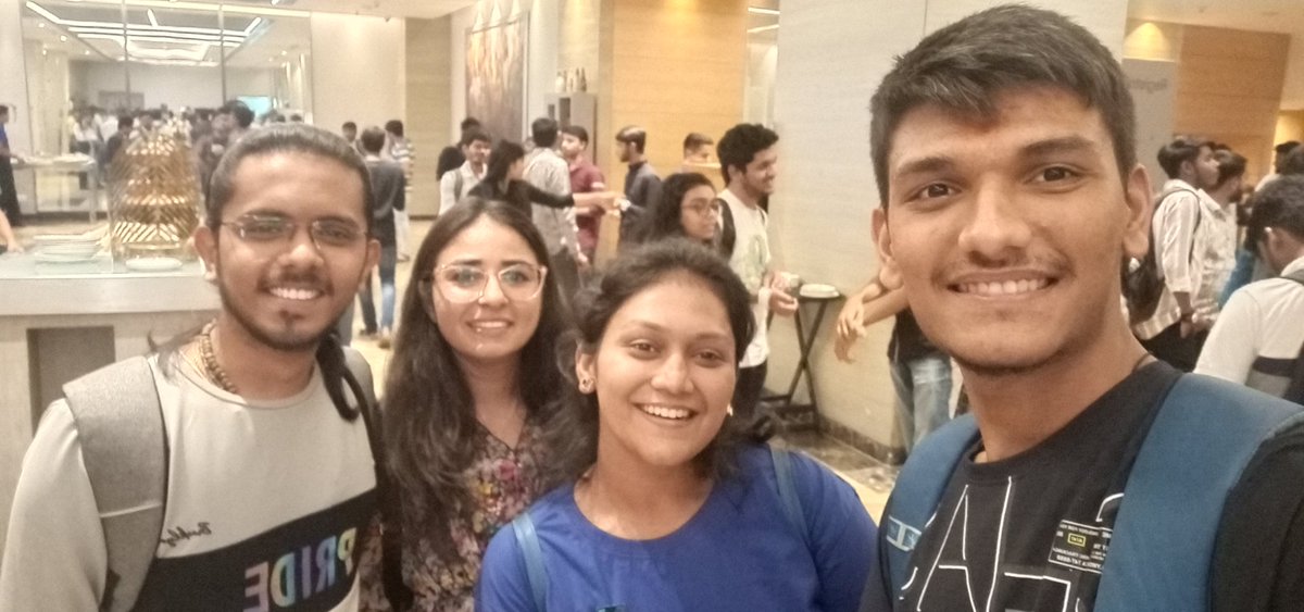 trivedi_advait's tweet image. New learnings 
New faces
New connections 
Day spent well 🤩🥳🥳
@GDGCloudAhm @GoogleDevsIN @GoogleCloud_IN 
#GDGCloudAhm #GCCDAhm23