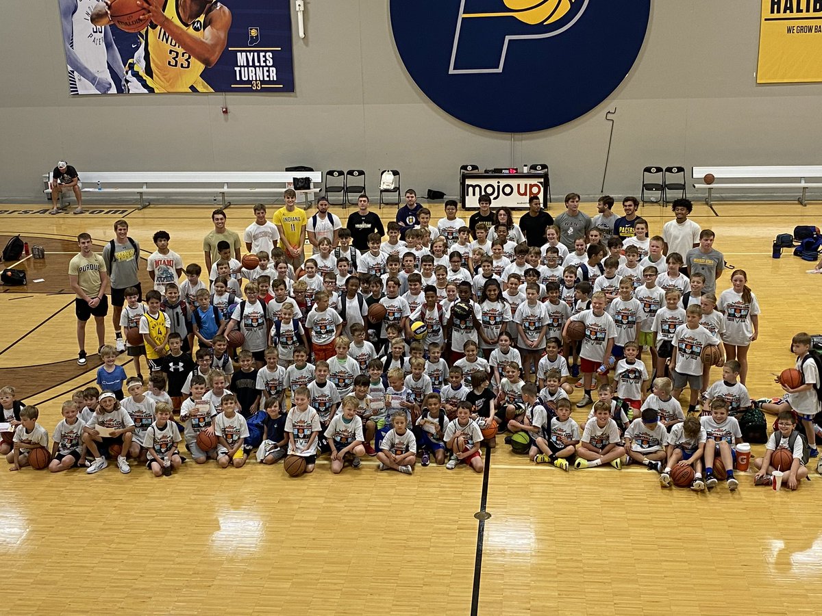 Braden Smith (@3bradensmith) on Twitter photo Special thanks to <a href="/pacersac/">Pacers Athletic Center</a> for hosting <a href="/petersuder1/">petersuder</a> and my basketball camp! Had a great time with the hometown kids!! Special thanks to <a href="/masonhankins15/">Mason Hankins</a> and <a href="/hunt_95/">Cody Hunt</a> for your time and effort! Special thanks to <a href="/pacersac/">Pacers Athletic Center</a> for hosting <a href="/petersuder1/">petersuder</a> and my basketball camp! Had a great time with the hometown kids!! Special thanks to <a href="/masonhankins15/">Mason Hankins</a> and <a href="/hunt_95/">Cody Hunt</a> for your time and effort!