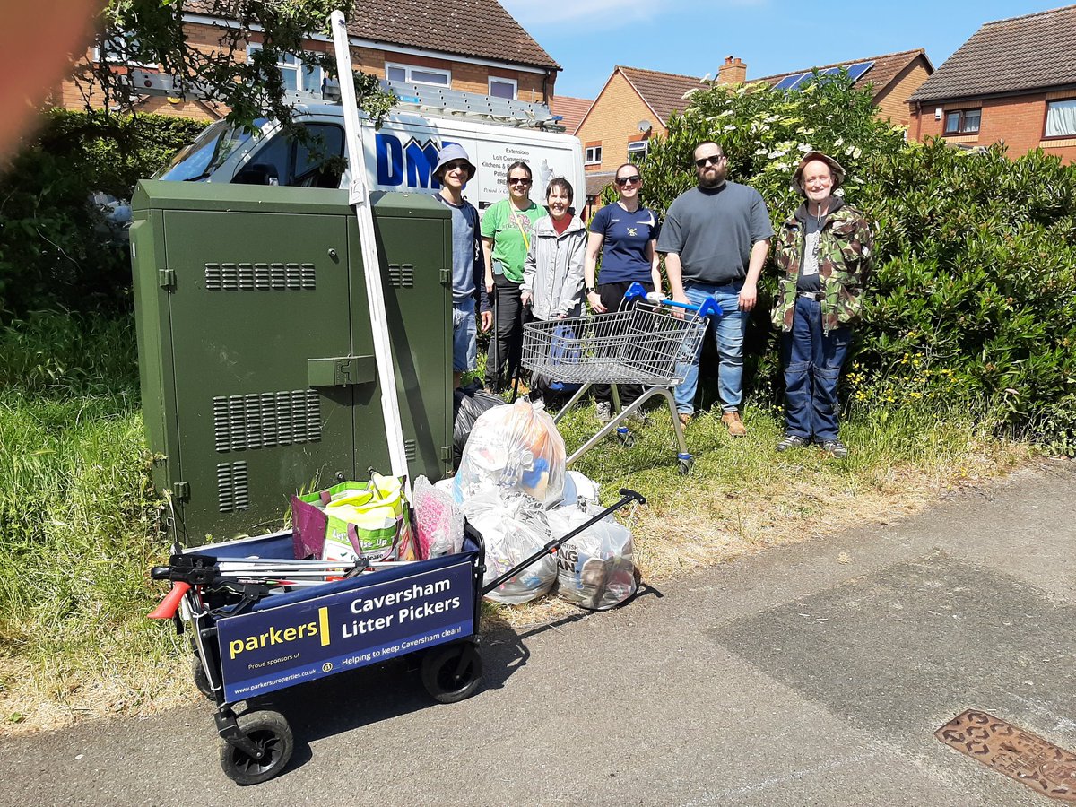 CavershamTidy's tweet image. Ian Mikardo Way &amp;amp; Managua Close today, which were much tidier than usual although fly tipping remains a problem here.
We would love more muscle for our mission: sign up to our newsletter, forms.gle/WbizVitdP4EQEL… 
Supported by @ParkersCaversh
#keepcavershamtidy #RG4 #trashtag