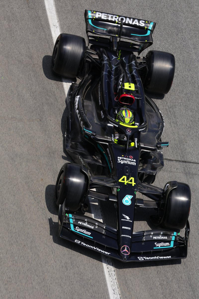 MercedesAMGF1's tweet photo. Lewis P1.
George P3.

Job done. Q2 next - nicely done, Team. 👏 https://t.co/dNp84wJBkj