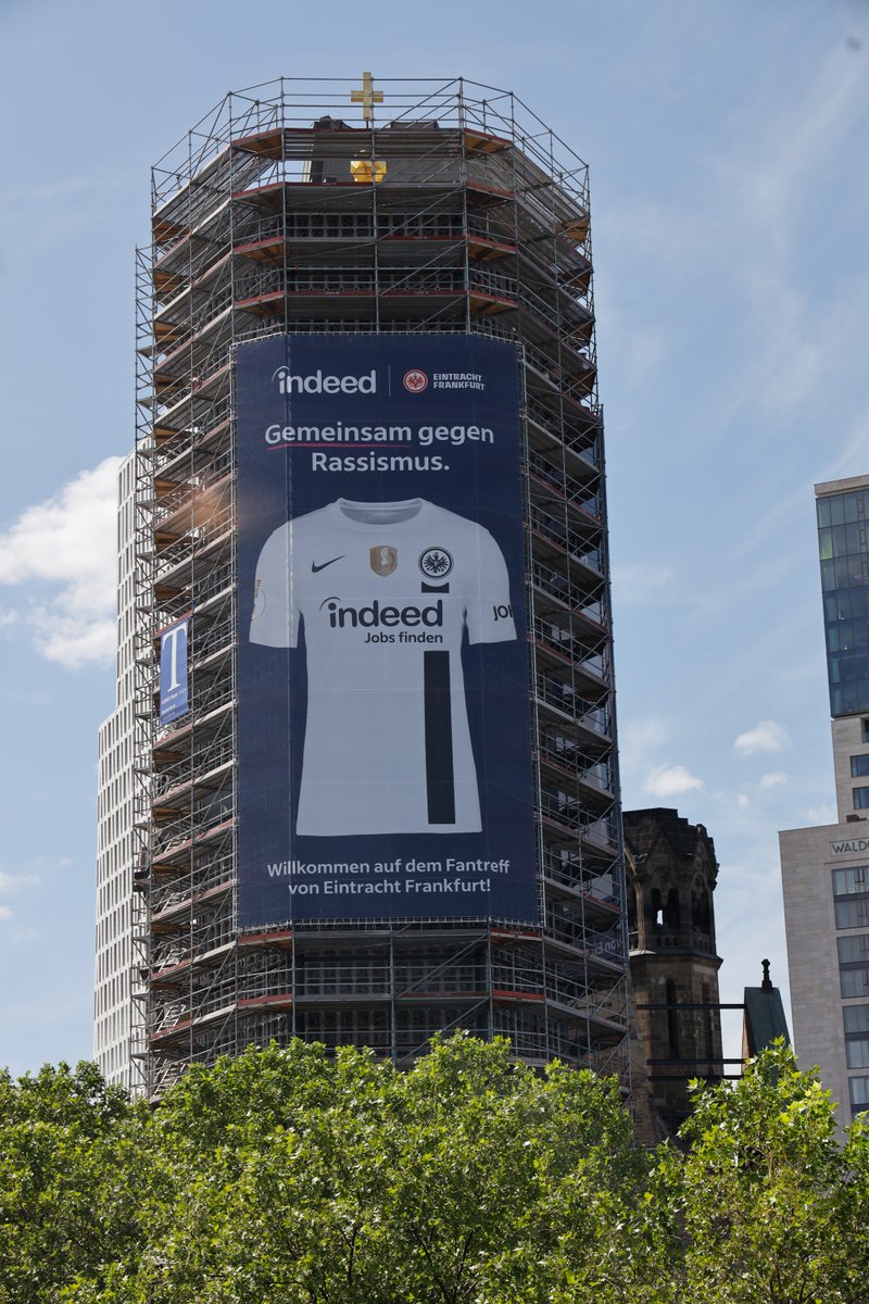 IndeedDeutsch's tweet photo. 📍 Breitscheidplatz, Berlin
#UnserTrikotInBerlin #UnserJobInBerlin https://t.co/fv8hgCkaDV