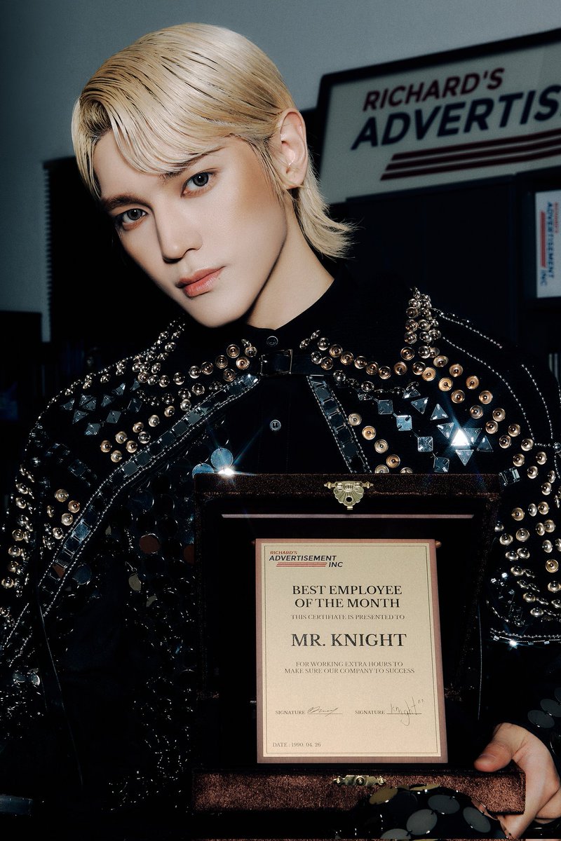 Let's start trending!

RETWEET + REPLY

TAEYONG SOLO DEBUT TOMORROW 
#SHALALA_MVTEASER