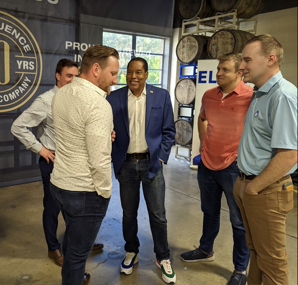 larryelder's tweet photo. Thanks to @BullMooseClub for a great event in Des Moines last night! I appreciate everyone who came out to hear about my platform and ask me about the issues.
#WeveGotACountryToSave https://t.co/XNIwNGkBcY
