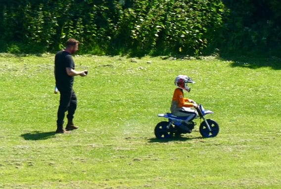 BarnfieldBikes's tweet photo. More antisocial behaviour occurring on Barnfield Recreation Ground today. Arrived at 2pm and STILL there being an annoyance. Hopefully @KentPoliceMed will actually attend & take action #MedwayTaskForce #Police #antisocial #Barnfield @ScottDawsonKP @DccKent @matthewinkent https://t.co/PuVkGy5SYE