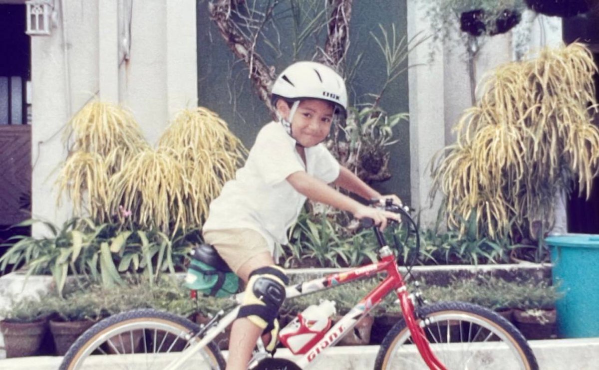 The OG Nacianceno biker (aside from our dad) chozzzz (h/t to @mignac_ for this photo)

#WorldBicycleDay2023