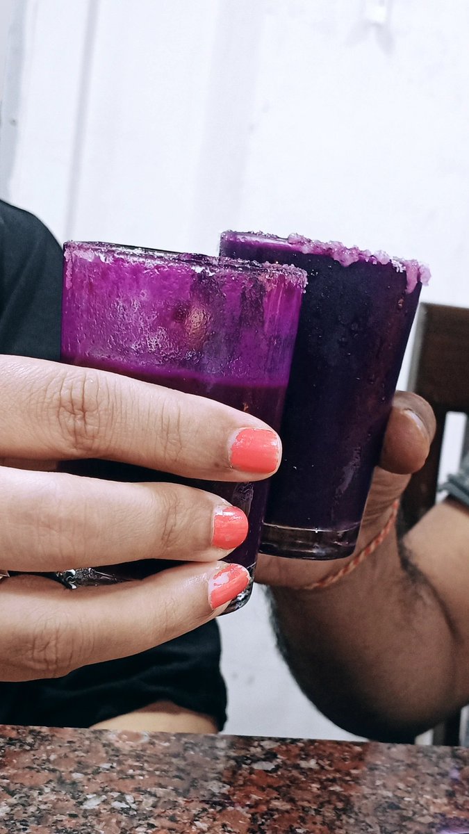 ankitasood13's tweet photo. Jamun Shots this weekend π₯³π₯³
#Cheers #SummerWeekends https://t.co/FAPI3jghpw