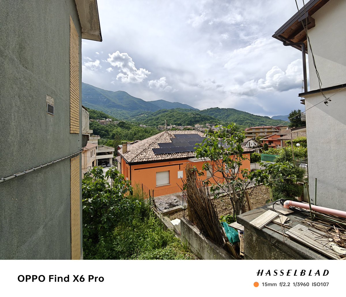 fabrizio_degni's tweet photo. Hello,
updated the Find X2 Pro Lamborghini Edition to ColorOS 13.1 let see how it compares with Find X6 Pro.
Max Digital Zoom: Find X2 Pro is 60x VS 120x for Find X6 Pro.
#findx2pro #findx6pro #comparison #oppofindx #zoom #coloros13 #lamborghini #shotondnapdragon #shotonoppo https://t.co/uiwWSzdh2u