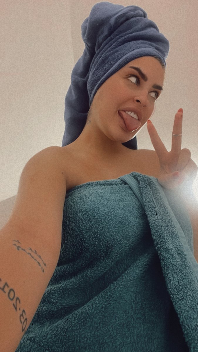 alexamariaof's tweet photo. https://t.co/nNyutRUsGt