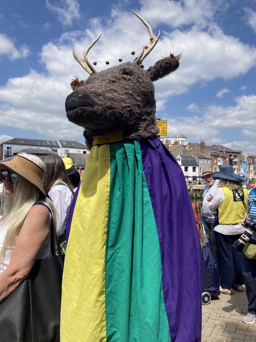 Kelstongh's tweet photo. Wessex Folk Festival is in full swing.
#wessexfolkfestival #folkfestival #festival #localproduce #folk #folkmusic #morrisdancing #morrisdancers #traditional #localcider #Dorset #weymouth #weymouthharbour #dbc #fun #entertainment #sunshine #June #weekend https://t.co/oUCVTeYsQt