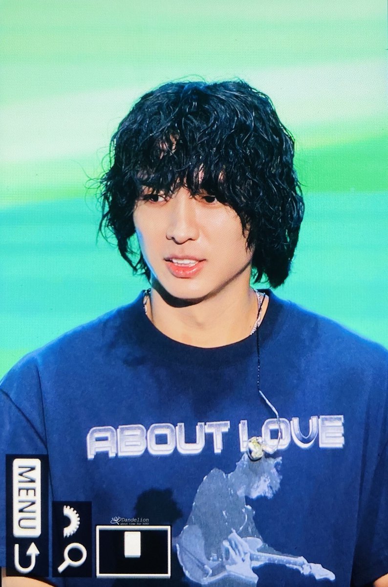 dandelion_yuto's tweet photo. 230603 서원밸리 그린콘서트 유토
⠀⠀⠀⠀⠀⠀⠀⠀⠀⠀⠀⠀⠀⠀⠀⠀
💙
⠀⠀⠀⠀⠀⠀⠀⠀⠀⠀⠀⠀⠀⠀
#펜타곤 #PENTAGON #유토 #YUTO 
#ユウト #安達祐人 https://t.co/O5SkmvqVEP