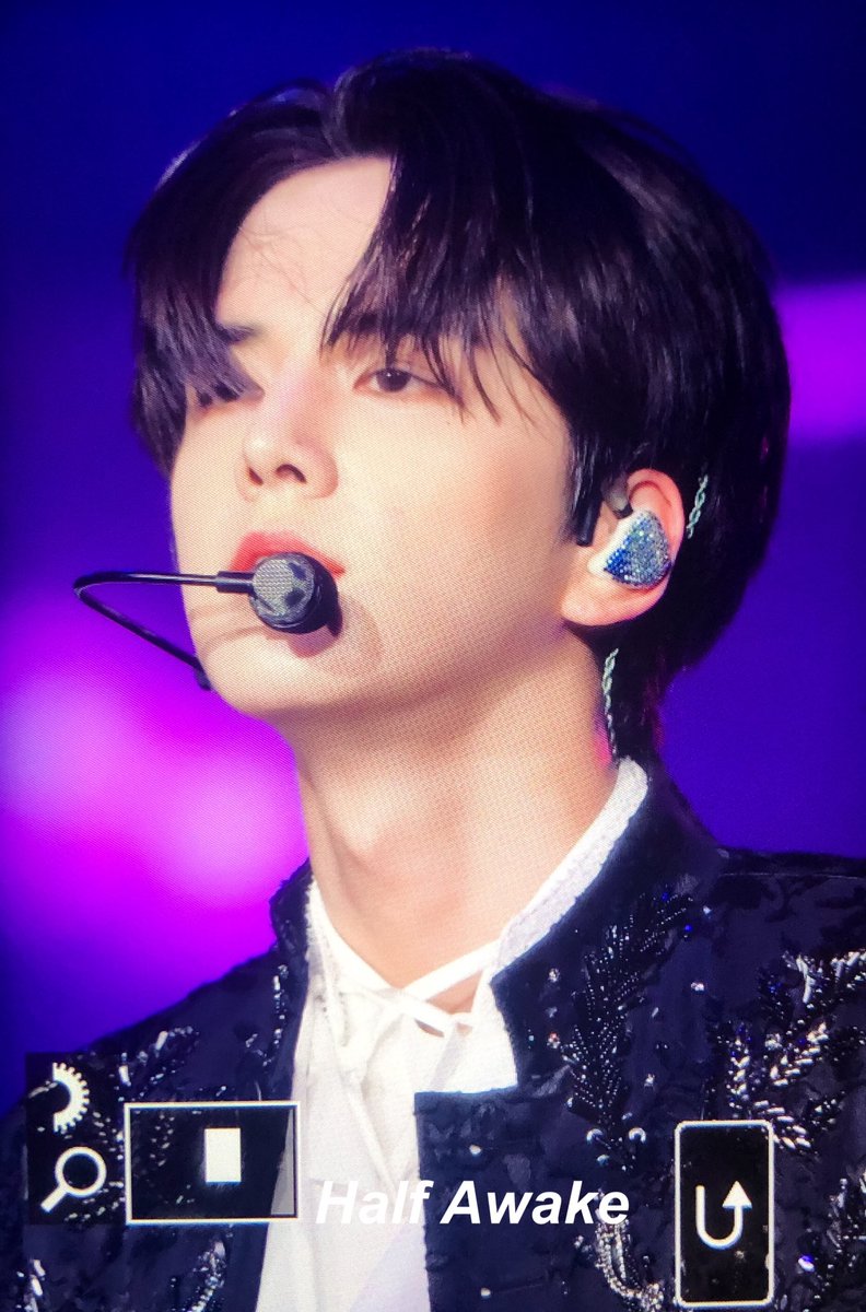 halfawake_0808's tweet photo. 230603 🔥  #THEBOYZ #더보이즈 #영훈 https://t.co/alBiPhBxrU
