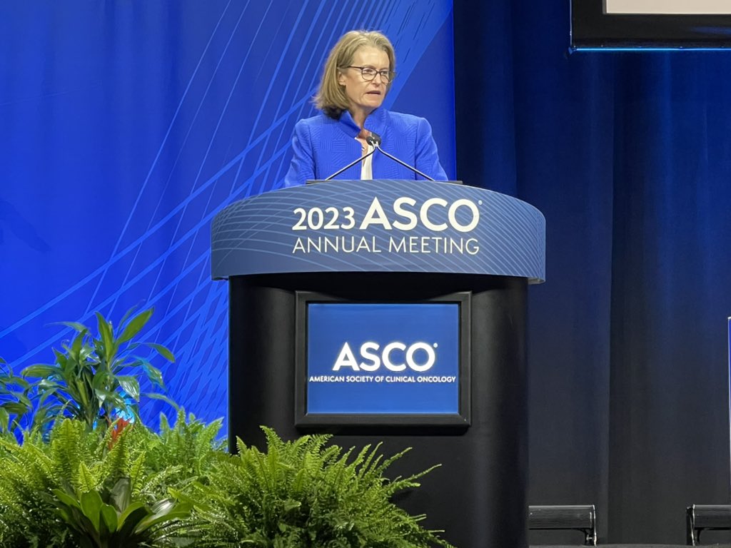 A packed house at #ASCO23 for @EMittendorfMD’s presentation on I-SPY biomarkers of immunotherapy response. @DFCI_BreastOnc #bcsm
