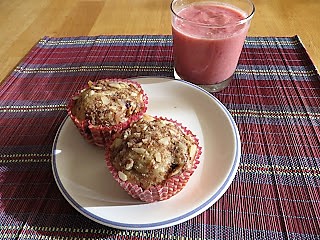 sockfairies.blogspot.com/2023/06/sunris…
Rejoice cherries are in
Get your Saturday off to a great start with a Sunrise Smoothie and a cherry almond muffin-oh so good
#smoothie #breakfastideas #muffins #cherries #goodmorning