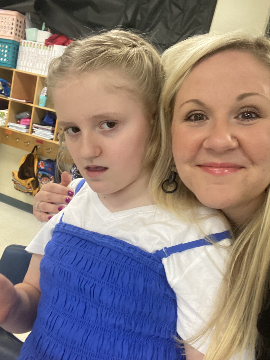 jenna_brown's tweet image. So incredibly proud of this girl! We practiced hard for her promotion ceremony &amp;amp; she killed it! These past 5 years have flown by &amp;amp; we’ve been through a lot together. I’m going to miss her a whole lot🥹🩷 @Miss_Guerra12 #lifeinALE @NISDSpecialEd #alwaysalobo