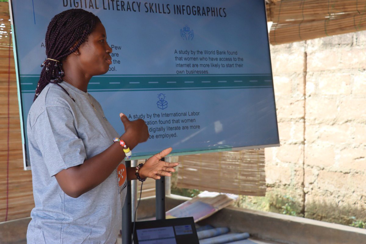 WZoyaar's tweet photo. Excited to have facilitated the #Securesisters Program at #Nonihub, organized by amazing young women influencers .Empowering the next generation in the digital era! #DigitalLiteracy #OnlineSafety #YouthEmpowerment #sheintech https://t.co/gxnfyqtLo6