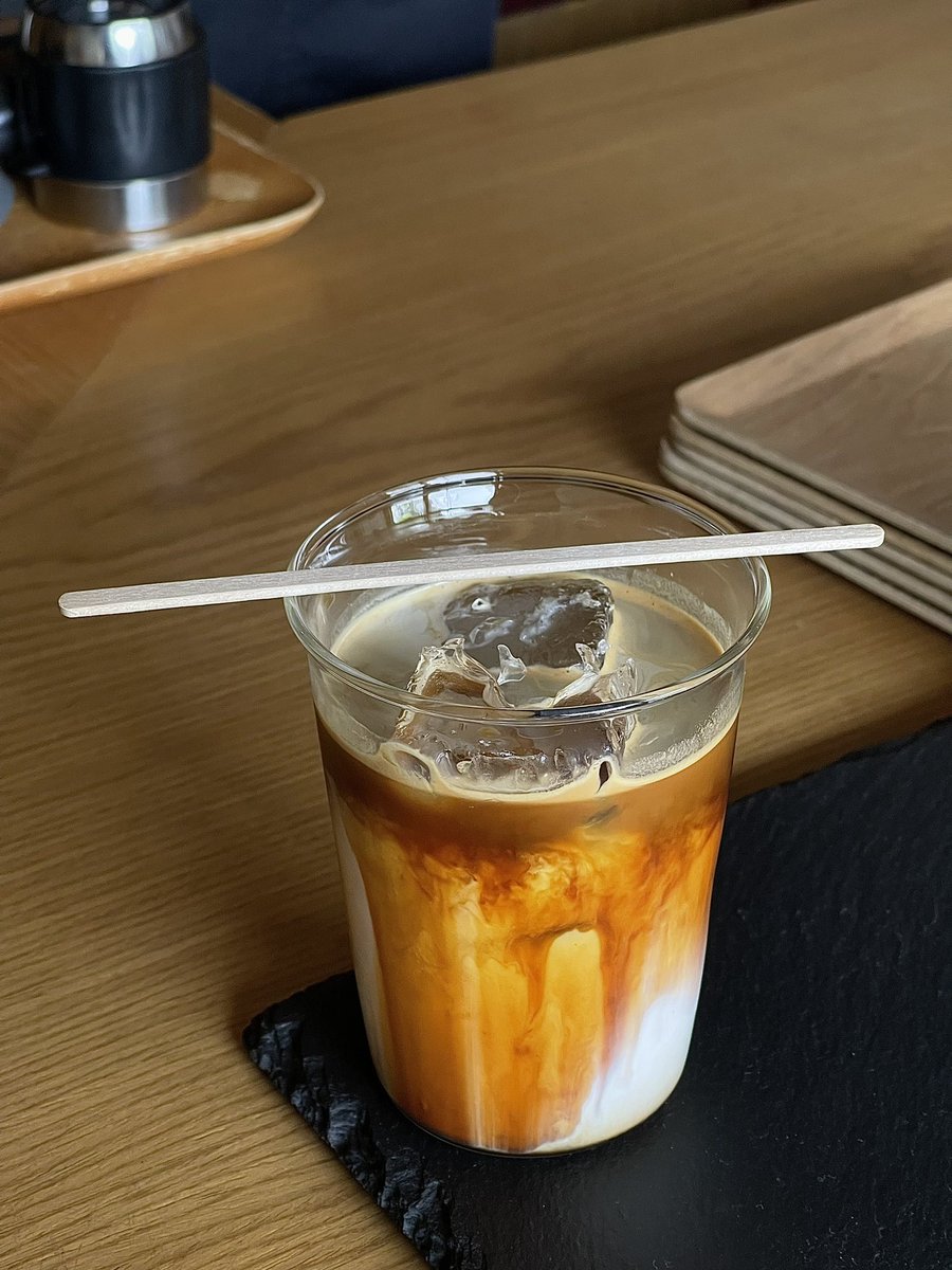 panphumfah's tweet image. My favorite coffee shop ❤︎

Songwat coffee roaster
Karo 
Blackhills 
Onibus 

#bkkmenu #cafe #Coffee #bkkcoffee #คาเฟ่ #バンコクカフェ