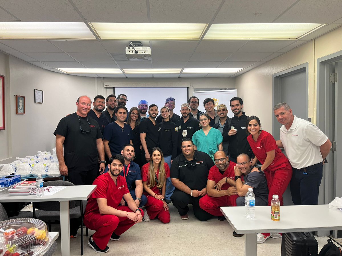 Laparoscopy workshop yesterday in which our rising pgy-4 and pgy-5 residents participated with residents from Hospital Episcopal San Lucas General Surgery Program. We want to thank Dr. Guillermo Rivera, Dr. Anwar Abdul-Hadi, @Ethicon and Johnson &amp; Johnson.
