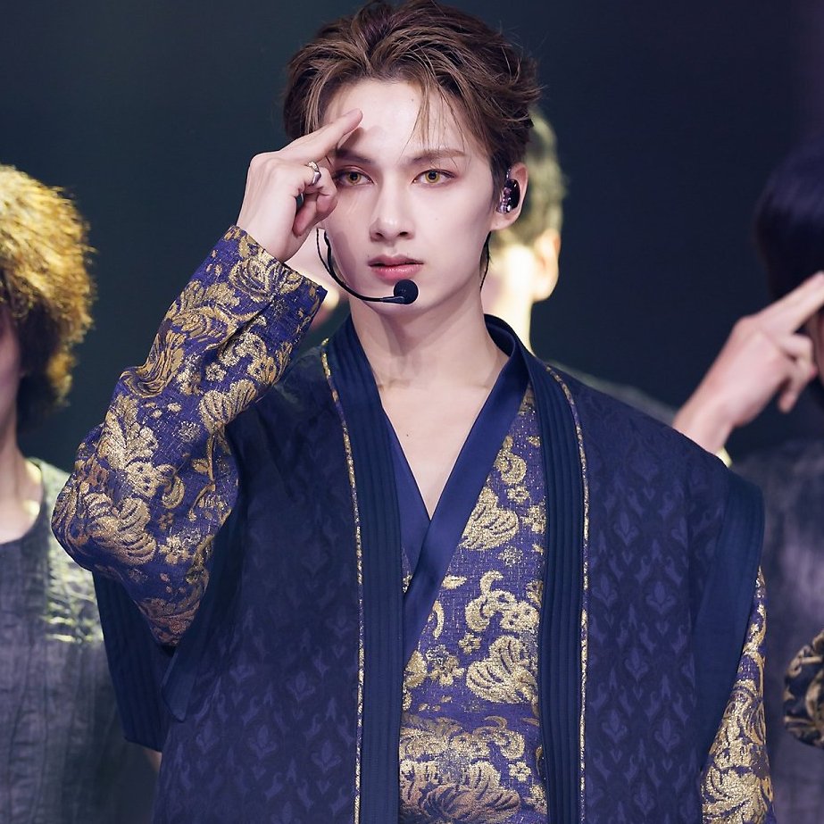 jyaniheon's tweet photo. 'all my heart can say'

Submission for day 2 #JunHaoWeek2023 with the prompts: roommates, royalty, confession 💕 @junhaoweek 

➡️➡️https://t.co/cffqJ6bk0O https://t.co/GsWvWyQzh6