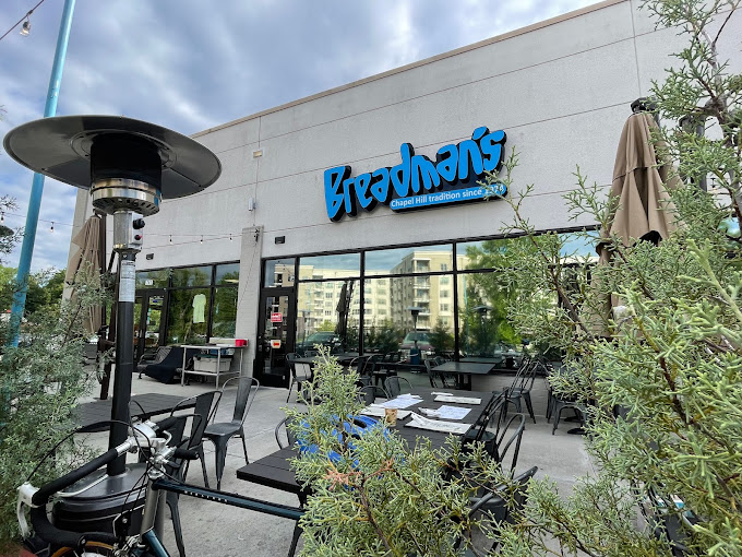 triblogblog's tweet image. We need to know everything about Breadmen's switching its name to Breadman's. 

What we know so far: