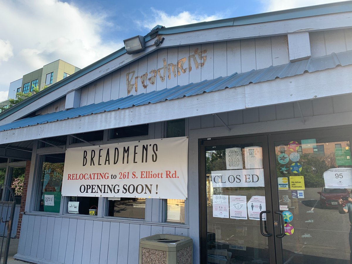 triblogblog's tweet image. We need to know everything about Breadmen's switching its name to Breadman's. 

What we know so far: