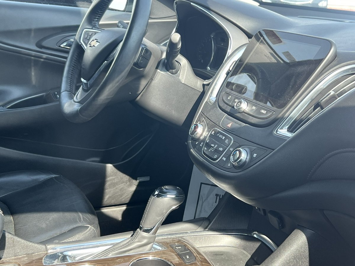Travon3333's tweet photo. 2017 Chevy Malibu 4d Sedan Premier 41,861 anyone looking for a car send them to @Chevrolet GMC of Millersburg and ask for me https://t.co/Gnnlb8pwaT