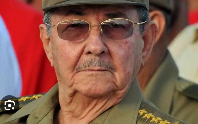 YudeinysD's tweet photo. Algunos son muy críticos al referirse a la juventud de hoy y se olvidan que ellos también un día fueron jóvenes ...
Nuestra juventud hoy felicita a nuestro General de Ejército y que sean muchos años de Victoria
#AduanaMatanzas
#AduanaCuba
#TodosJuntos 
#Cuba https://t.co/8H7GnQwEwo