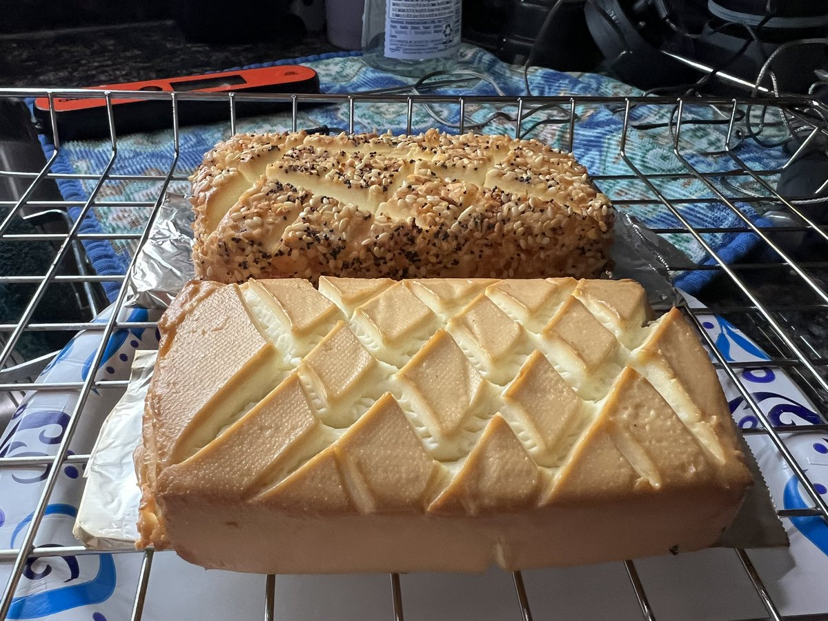 ToddBlount's tweet photo. @stephmarch smoked cream cheese has been a game changer for summer snack https://t.co/nlbzRPHHOw