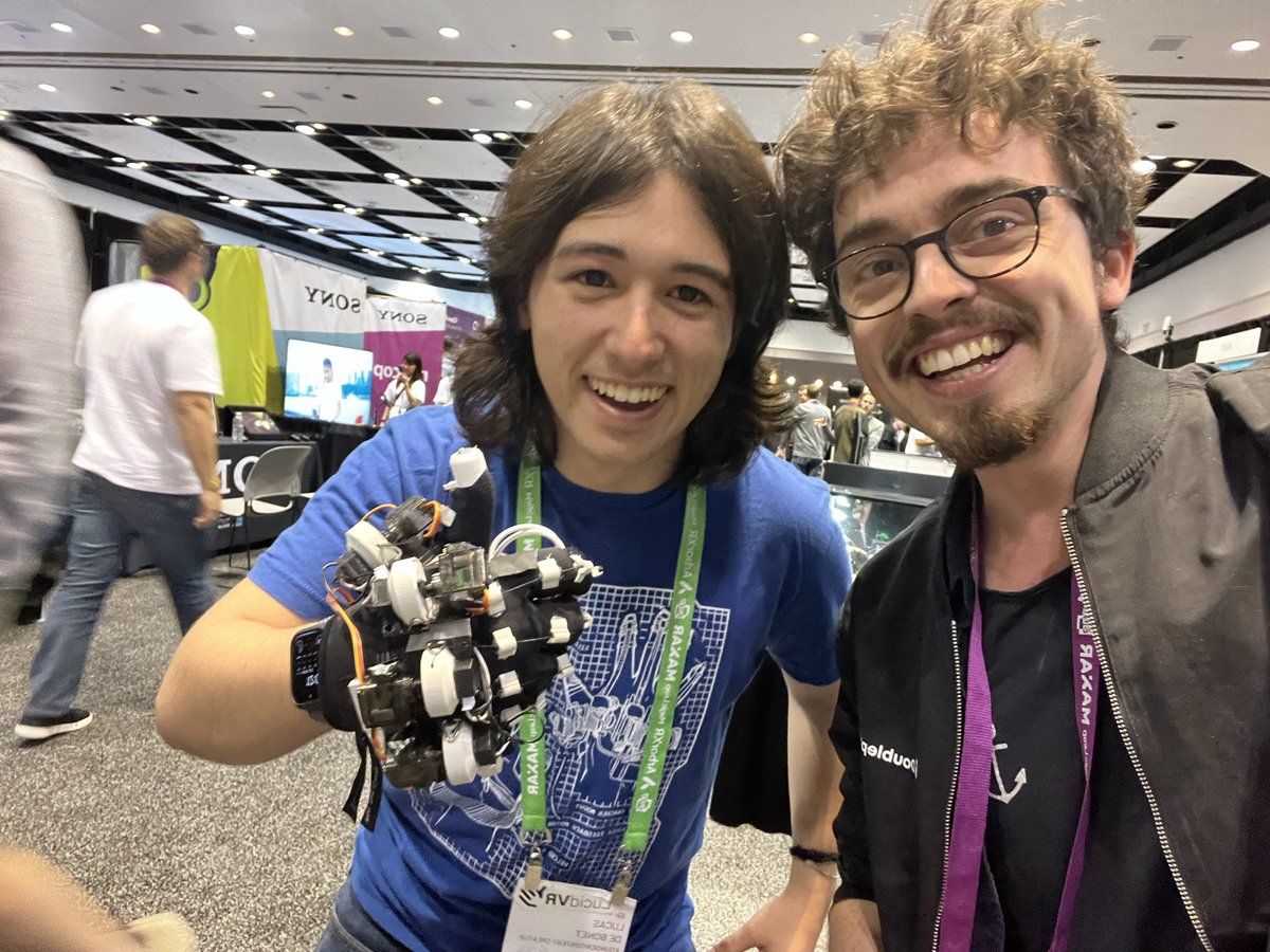 Simon Frübis tweet media