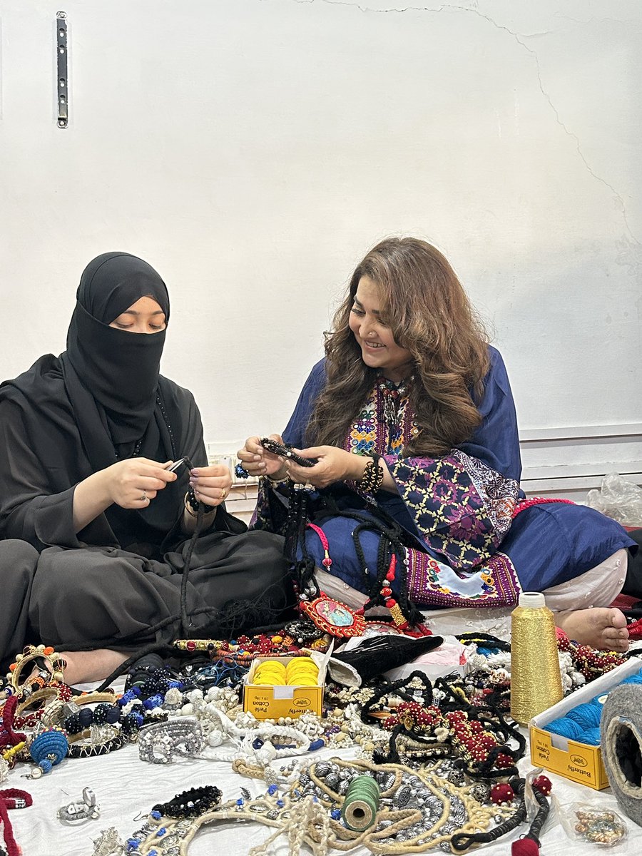 Huma Adnan tweet media