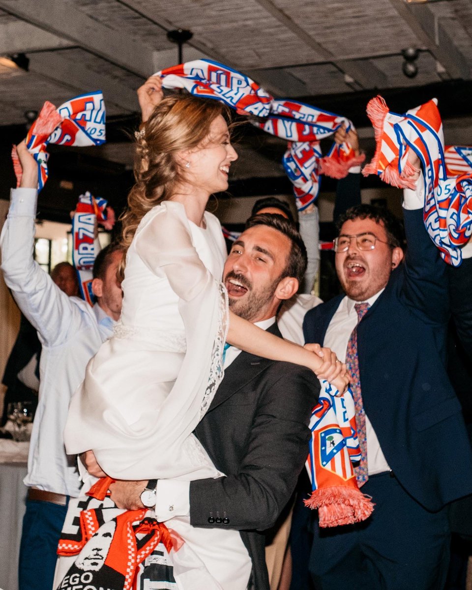 atletienglish's tweet photo. 🔴⚪ Tomorrow is the last game of the season, but we know you will be supporting us as always.
📸 Post your photo cheering on the team with the hashtag #AtletiFans and you'll have the chance to win great prizes thanks to @NordVPN 👊
➡️ https://t.co/4D6hBVmBib https://t.co/tq6EQgULgE
