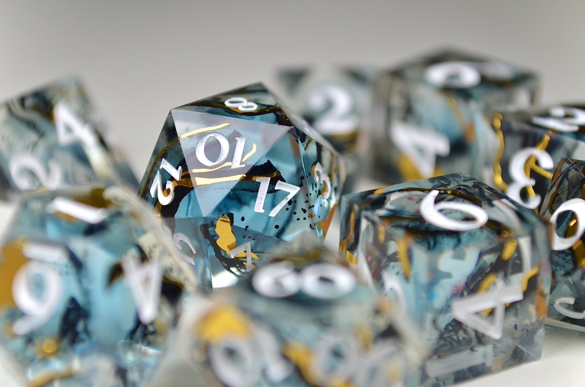 2crit2quit's tweet photo. Today at 1pm ET ~ ✨🌸💀🌸✨
#dice #ttrpg #dnd https://t.co/XSbZYgFKmc